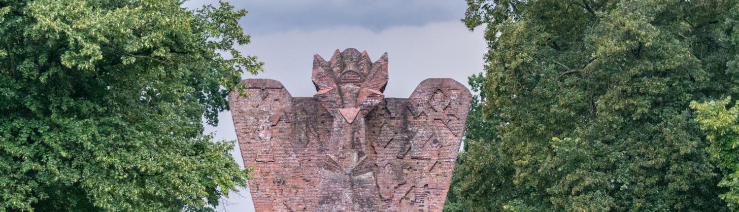 Ganz aus Backstein, der Niedersachsenstein von Hoetger in Worpswede.