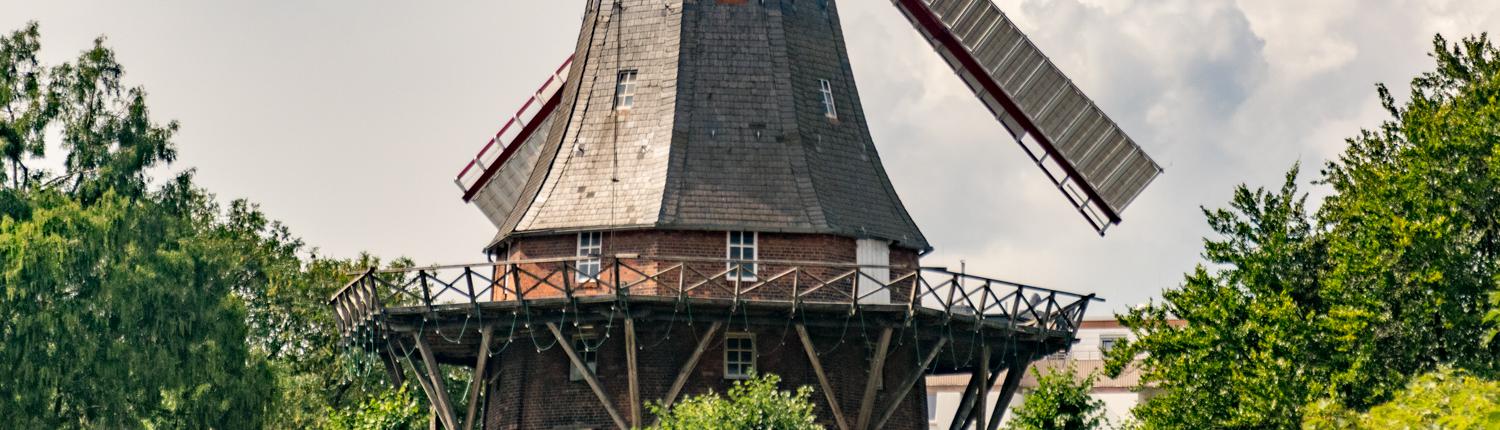 Die Mühle in den Bremer Wallanlagen ist heute ein Café.