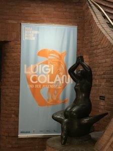 Die Ausstellung Luigi Colani und der Jugendstil in den Museen Böttcherstraße Bremen ist sehenswert.