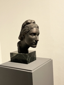 "Zwischen den Welten" Hoetger - Jubiläumsausstellugen in Worpswede zeigen Skulpturen und andere Werke des umstrittenen Künstlers. 